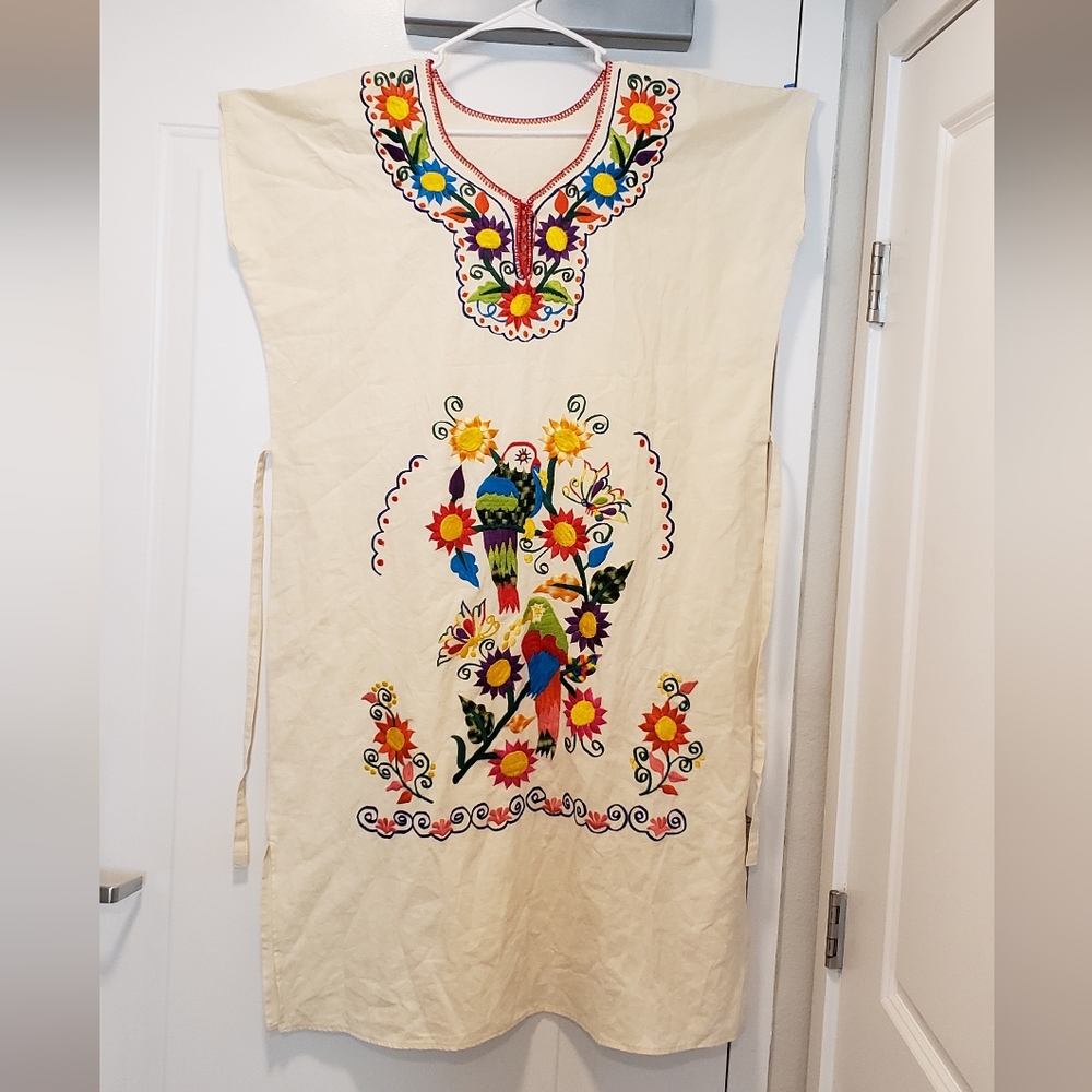 Vintage Dress Mexican Embroidered 1980s Large